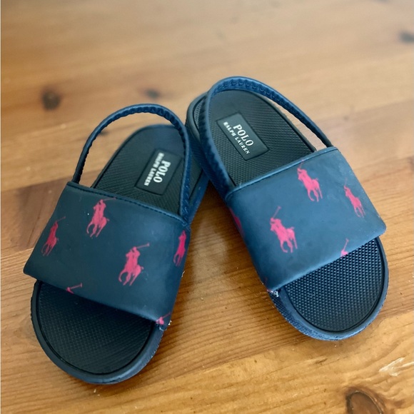Ralph Lauren’s Polo Slides, barely worn size 7c - Picture 2 of 3